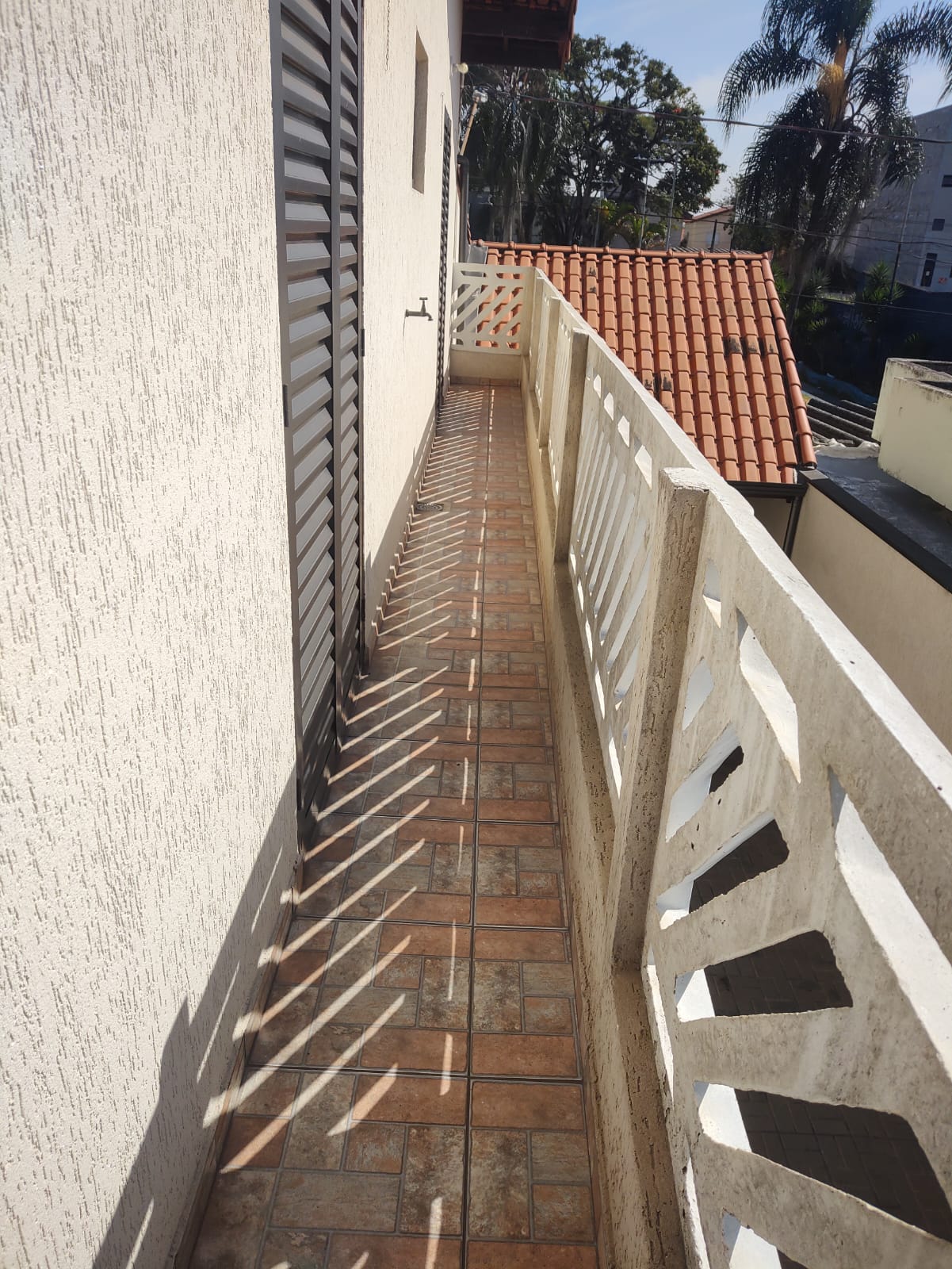 Sobrado 5 dormitórios (1 suíte)  - Jardim dos Pinheiros em Suzano/SP
