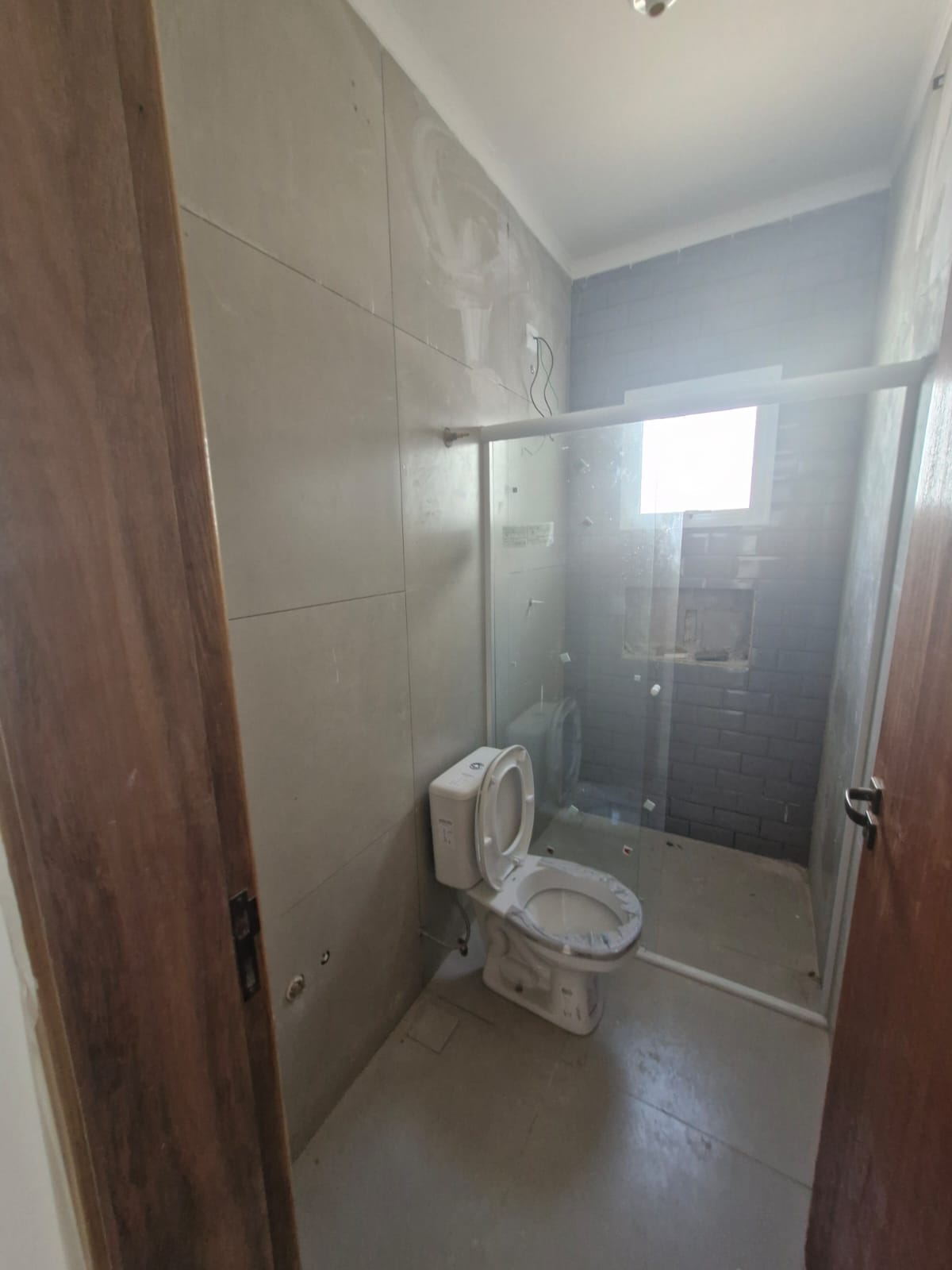 Casa nova com 3 dormitórios (1 suíte) - Jardim das Flores em Suzano/SP