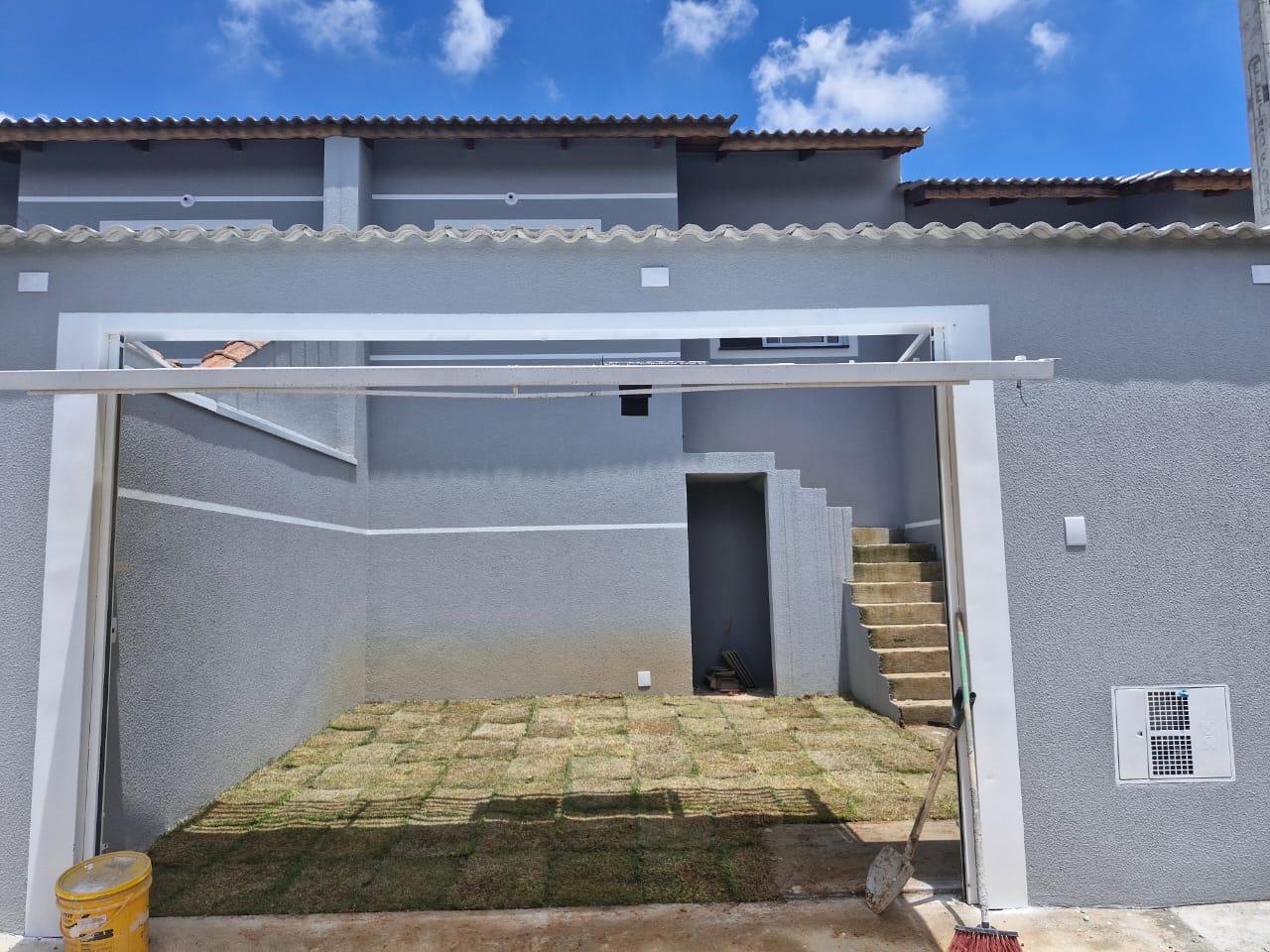 Casa nova com 3 dormitórios (1 suíte) - Jardim das Flores em Suzano/SP