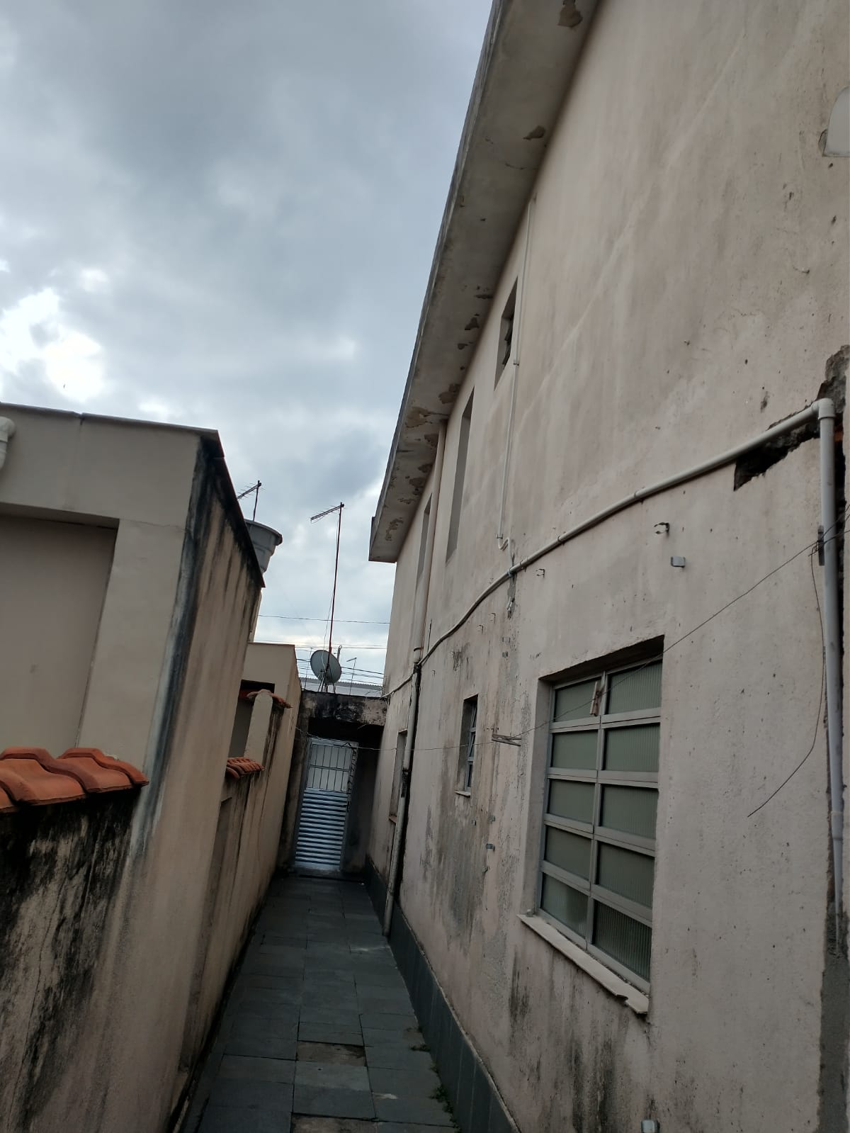 Sobrado 3 dormitórios ótimo preço no Jardim Imperador em Suzano/SP
