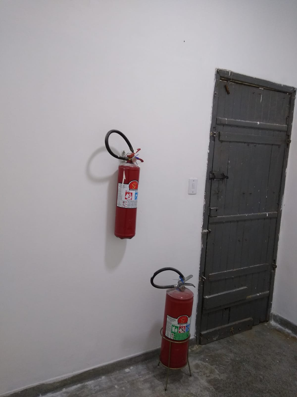 Salão comercial com 197 m2 na Glicério em Suzano/SP