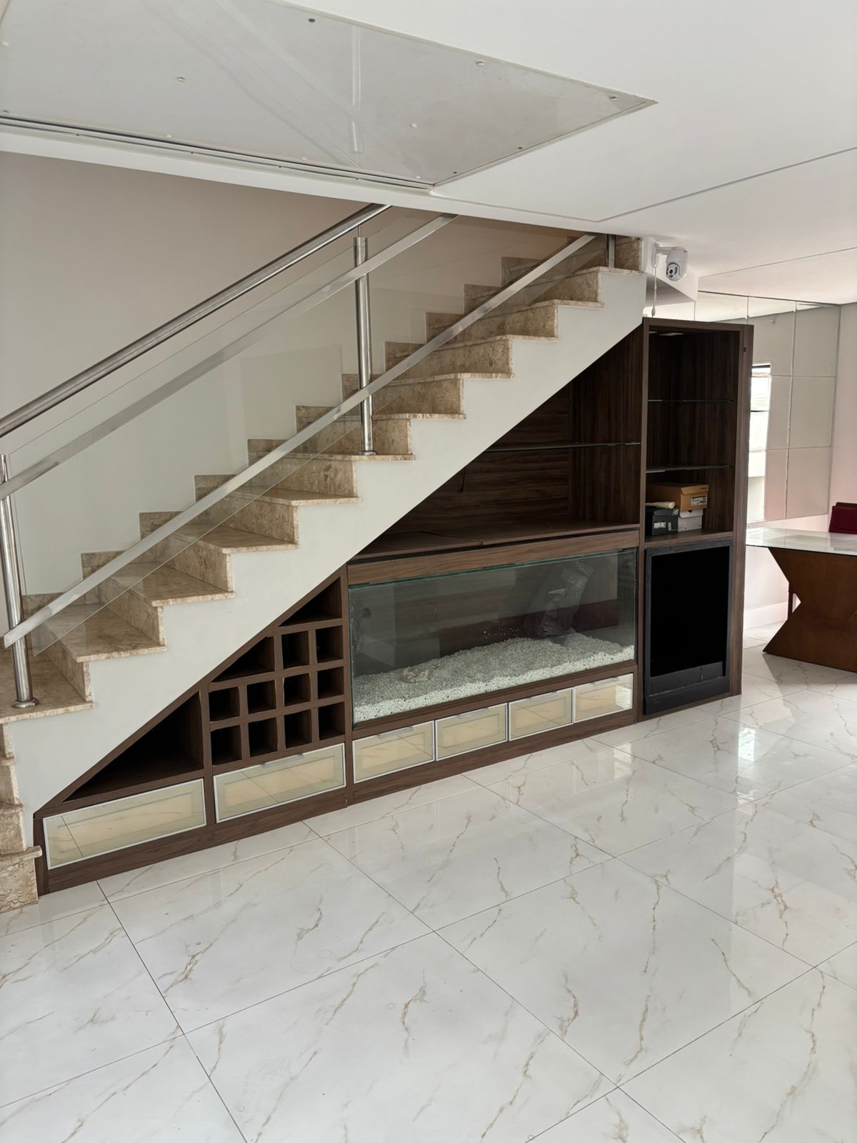 Sobrado com 3 dormitórios, 1 suite, 146 m² Mobiliado - Recanto das Araucárias.