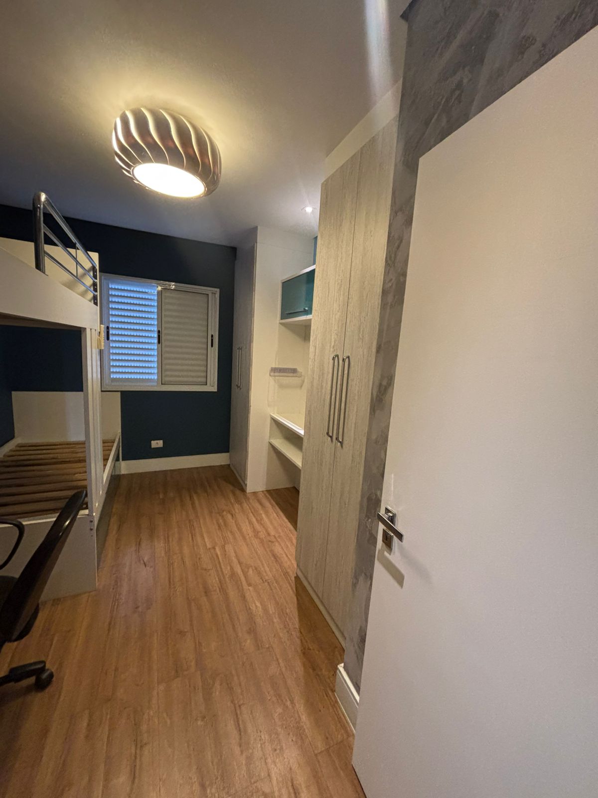 Sobrado com 3 dormitórios, 1 suite, 146 m² Mobiliado - Recanto das Araucárias.