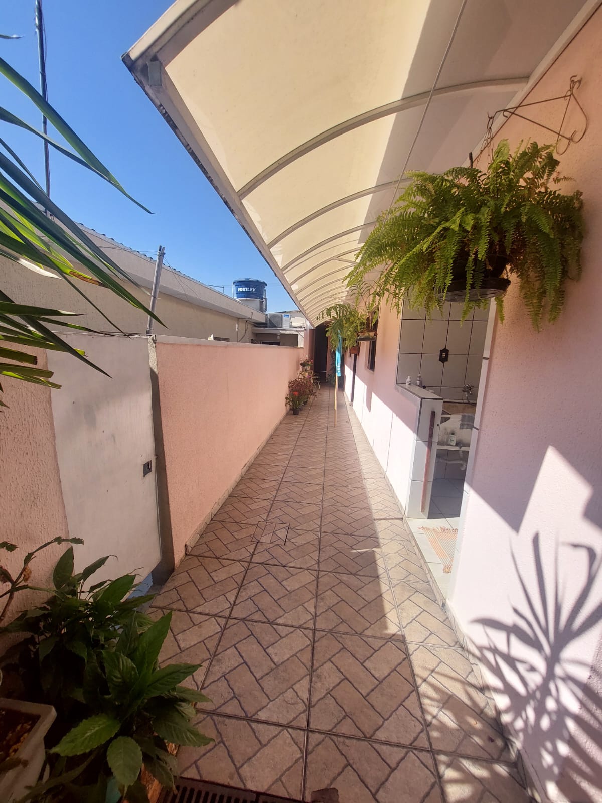 Casa Térrea 2 dormitórios (1 suíte) Vila Colorado em Suzano/SP