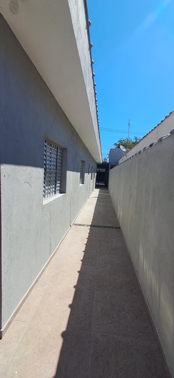 Casa 3 dormitórios (1 suíte) - Cidade Boa Vista 