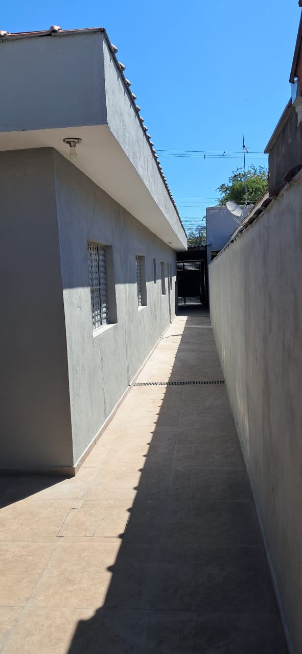 Casa 3 dormitórios (1 suíte) - Cidade Boa Vista 