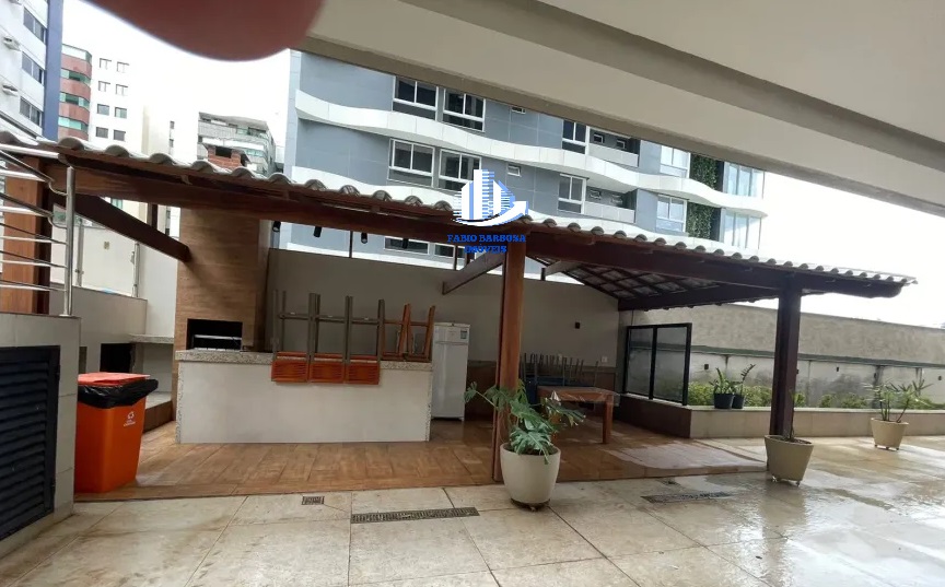 Frente Mar Alto Padrão – 4 Suítes 