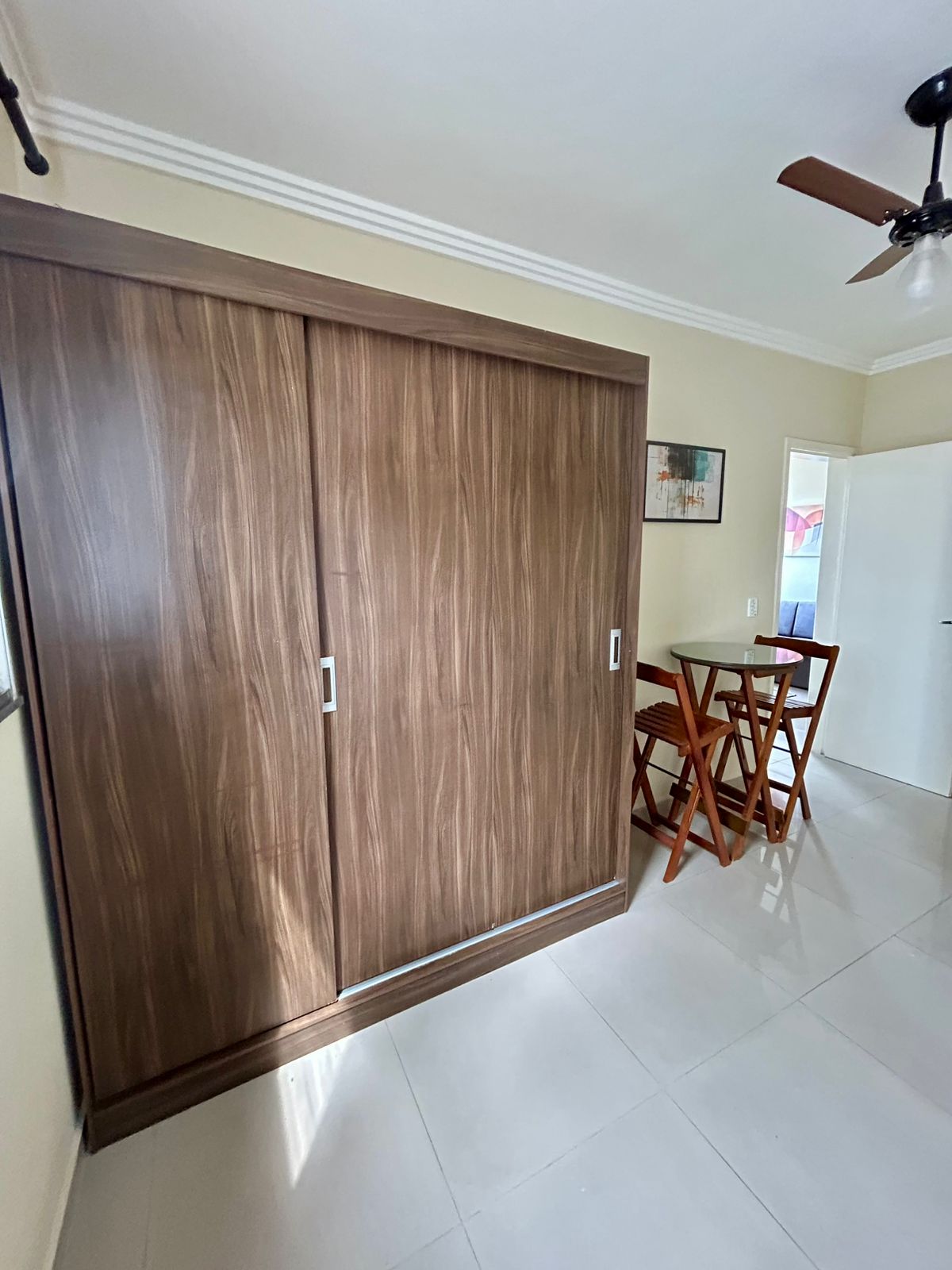 Apto.mobiliado 2dorm.1vg cob. - R.Candido Mojola