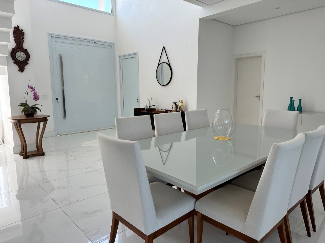Casa, venda, 4 suítes (2 com closet), 6 vg, mobiliada, Cond. Colinas de Inhandjara - Itupeva, SP