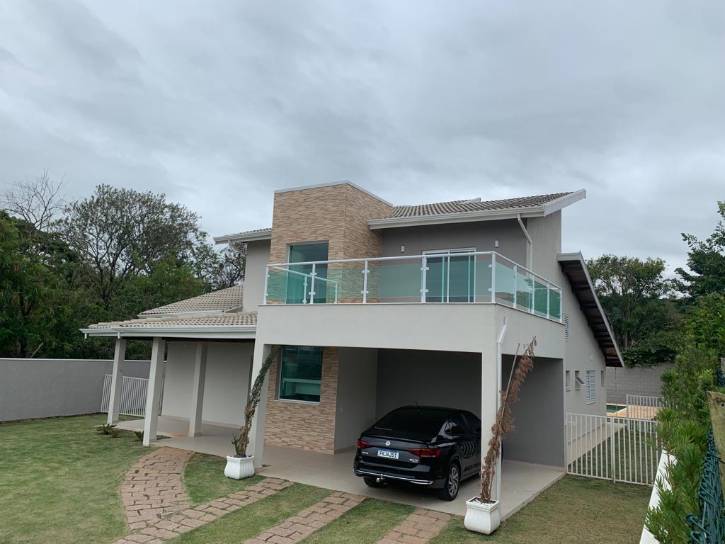 Casa em condomínio - Locação