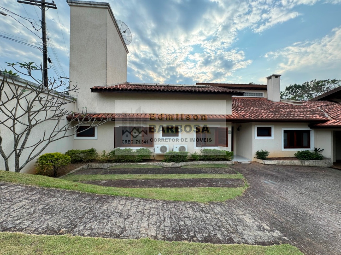 Casa em condomínio - Venda