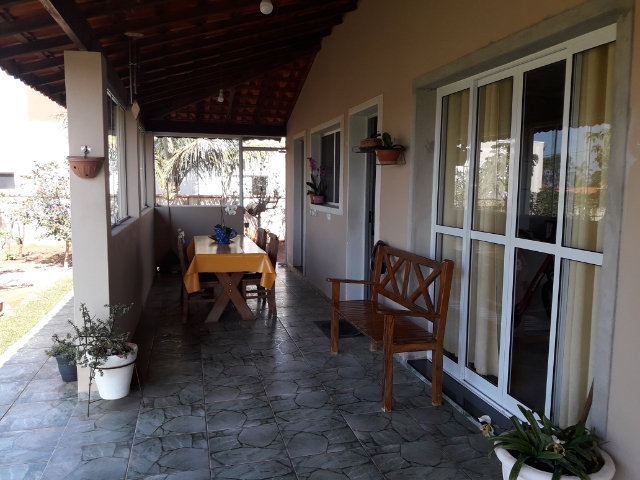 TERRENO 900M² - Excelente construção