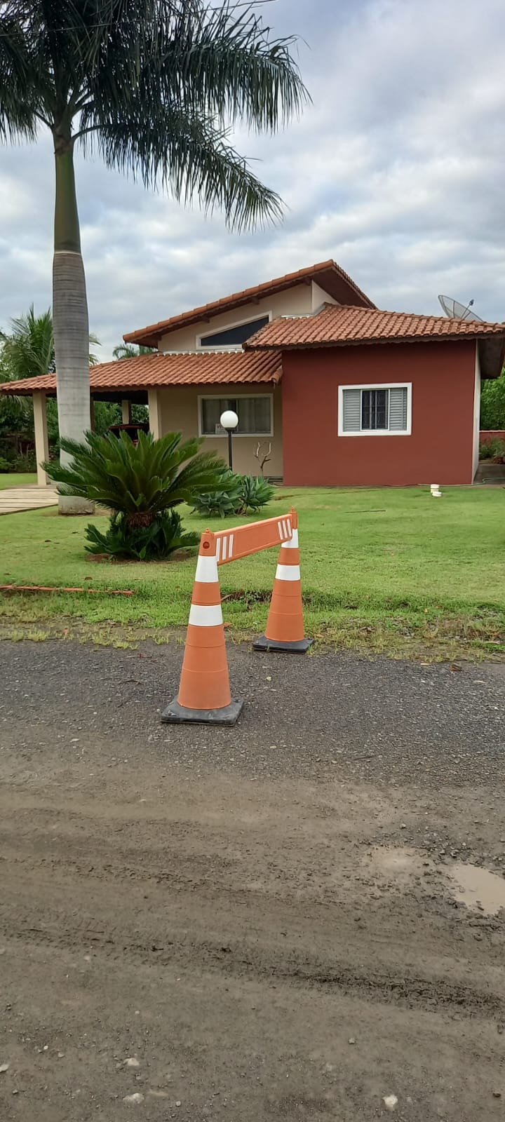 TERRENO 900M² - Excelente construção