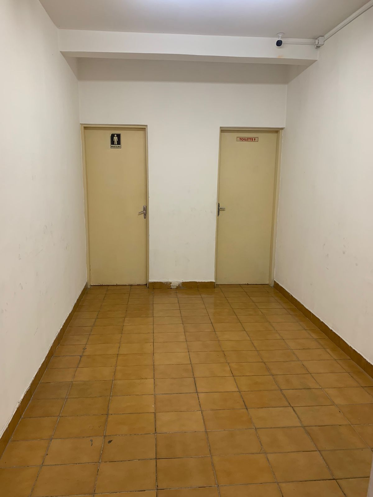 SALA COMERCIAL - EXCELENTE LOCALIZAÇÃO