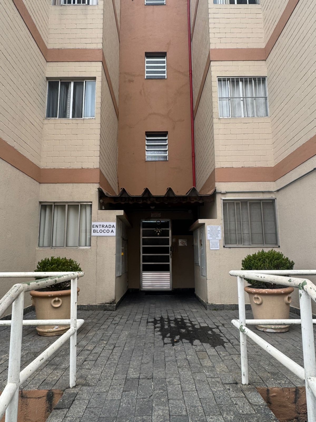 APARTAMENTO 02 DORM. - 1° ANDAR - 49,82m²