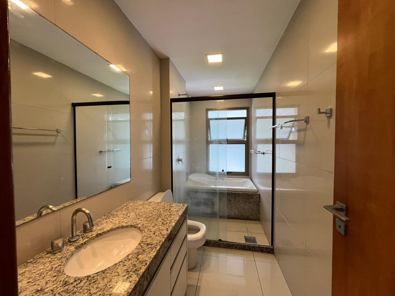 Casa 550 m² - Mobiliada - Piscina privativa - À Venda ou Locação - Paiva