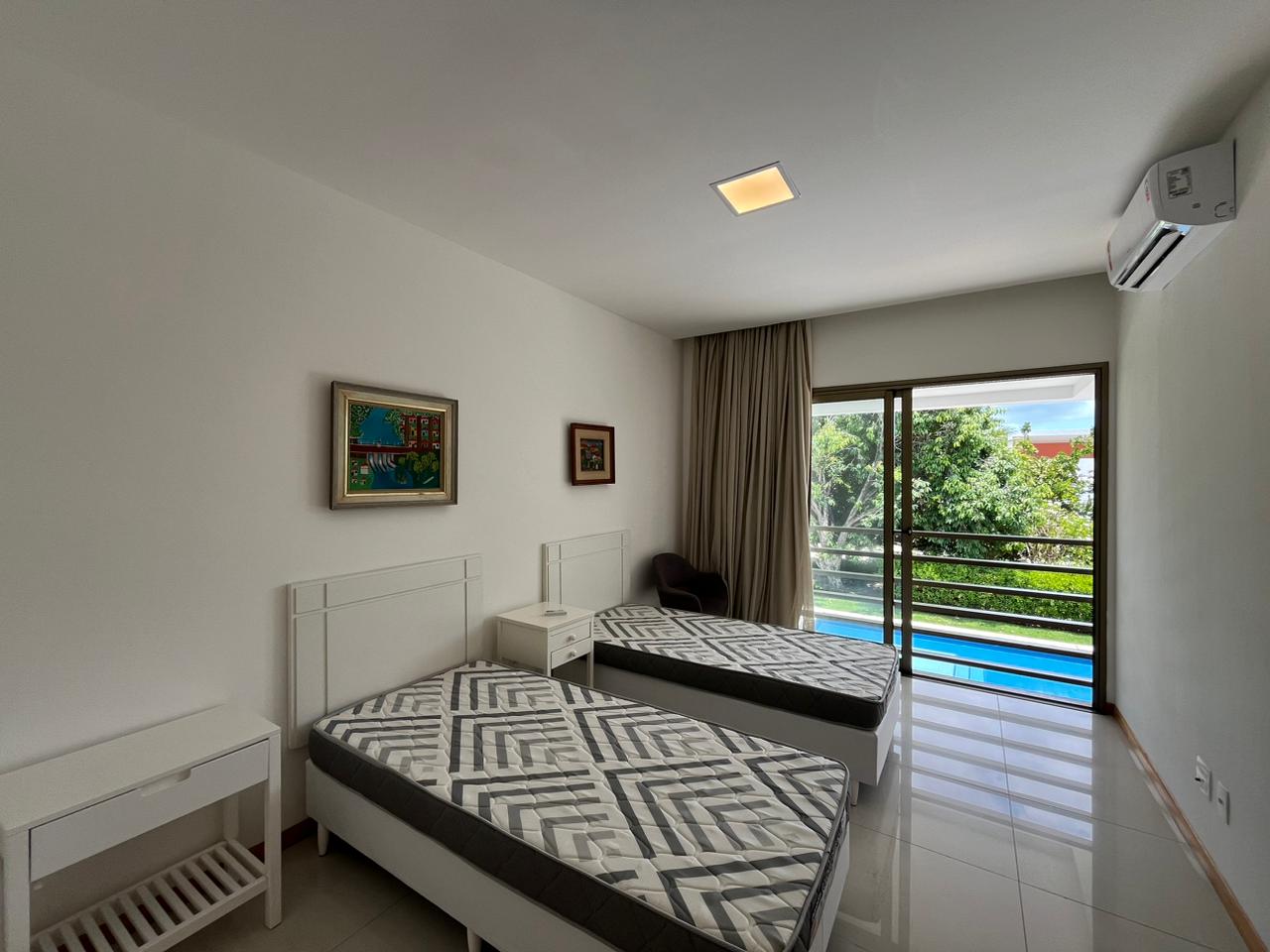 Casa 550 m² - Mobiliada - Piscina privativa - À Venda ou Locação - Paiva