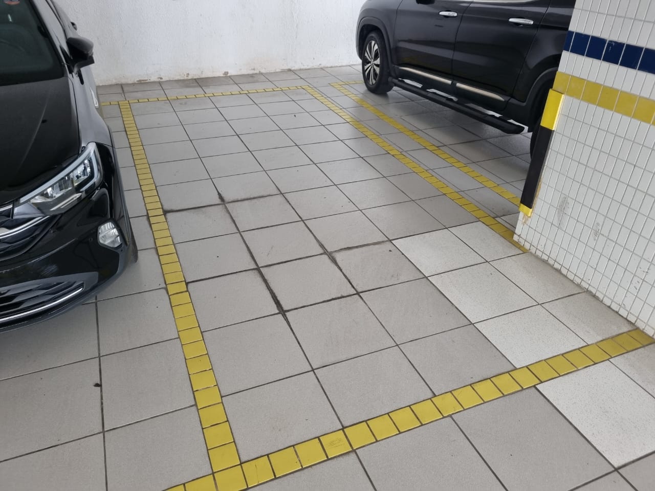 Apartamento Locação - 58 m² - 2 Suítes - Mobília planejada - Setúbal