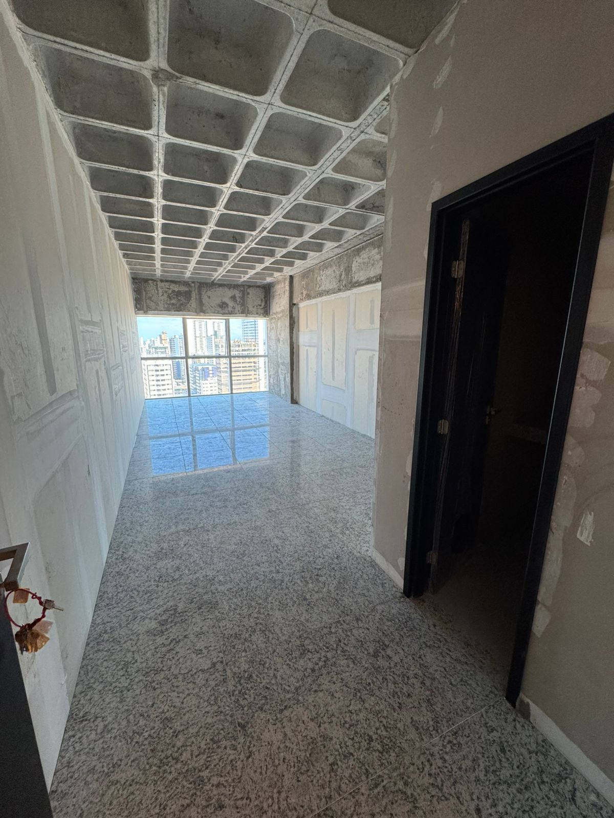 Sala Comercial c/ 65,10m² - Locação Empresarial Grand Tower Shopping