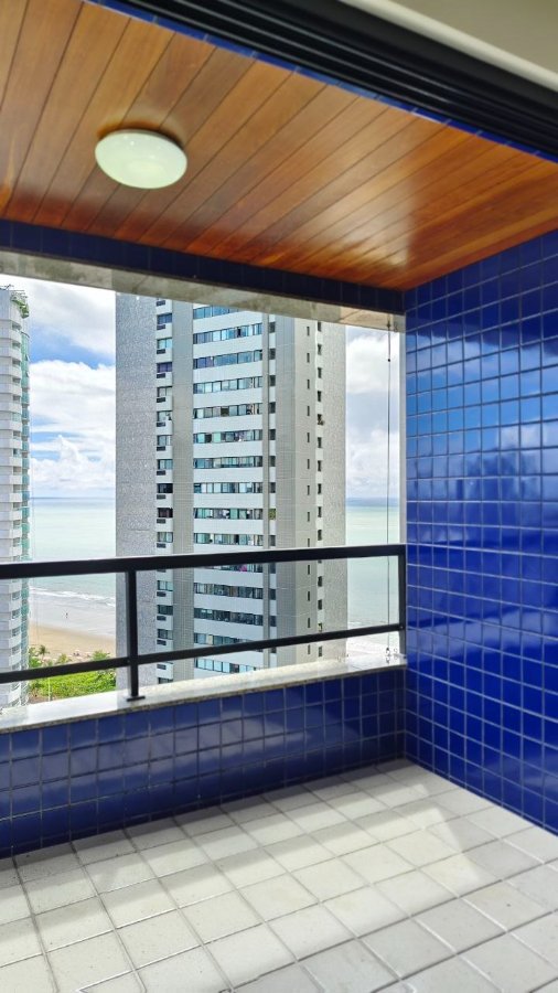 Apartamento - Locação - 126m² - 4 Quartos - 2 Suites Próximo à praia em Boa Viagem