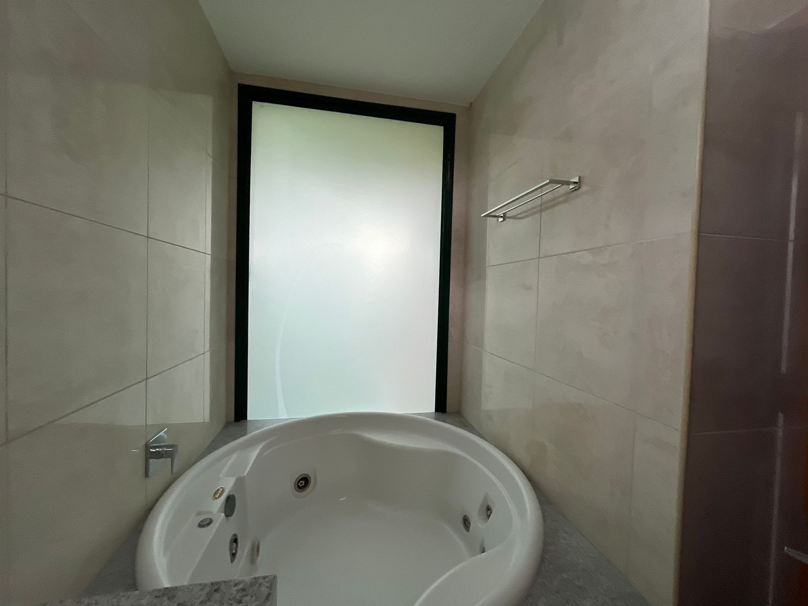 Casa em Condomínio - 550 m² - À Venda ou Locação no Paiva