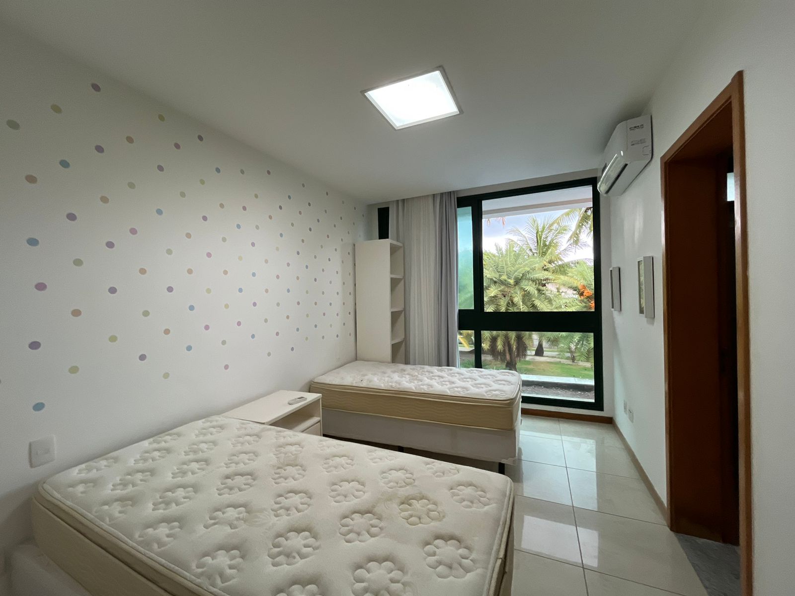Casa em Condomínio - 550 m² - À Venda ou Locação no Paiva