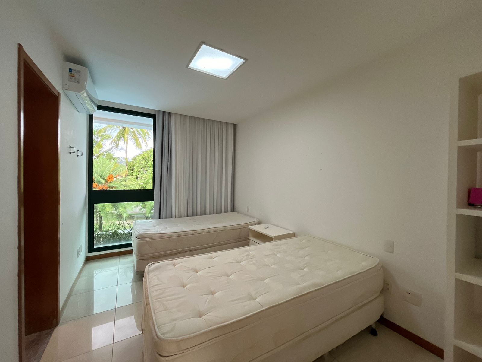Casa em Condomínio - 550 m² - À Venda ou Locação no Paiva