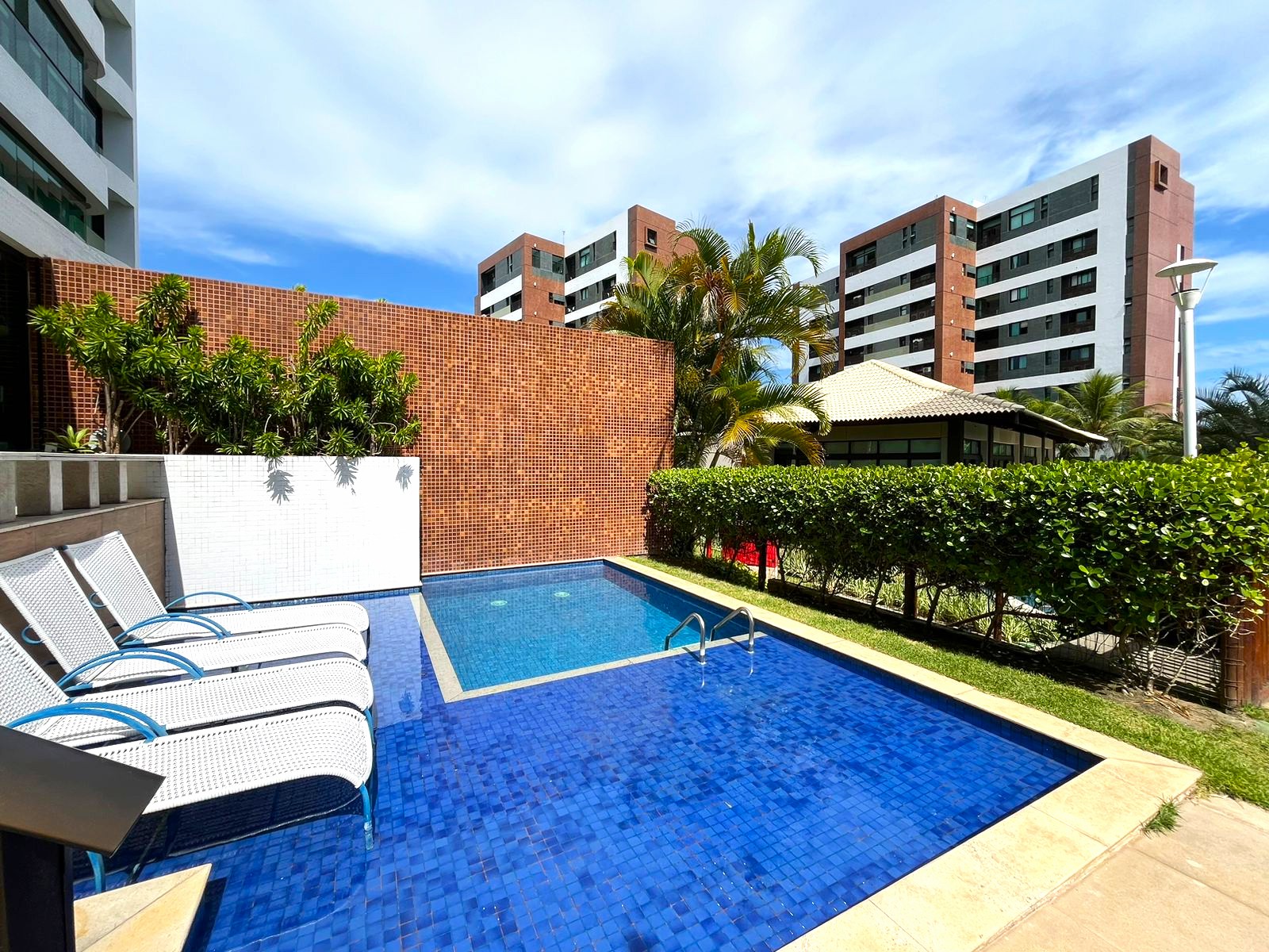 Apartamento Jardim para Locação - 4 (Suites) - 392,58 m² no Paiva