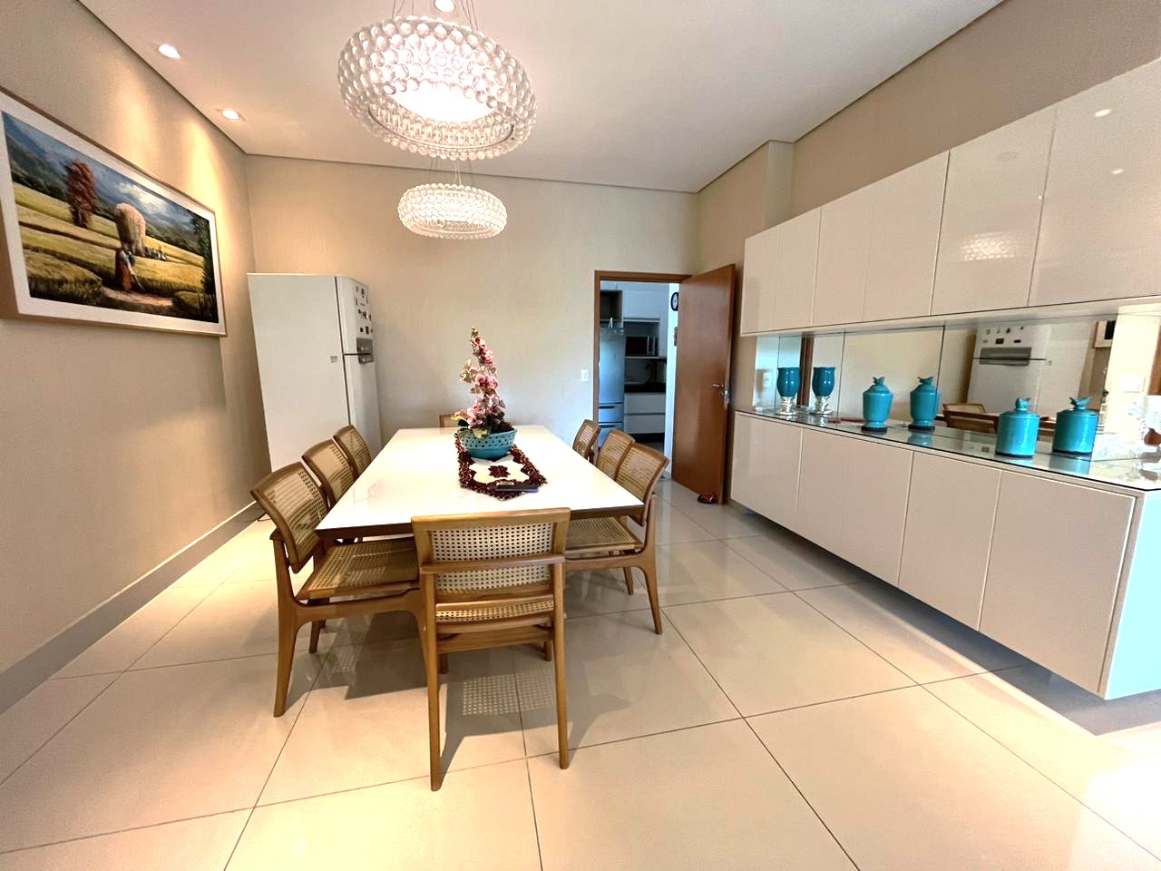 Apartamento Jardim para Locação - 4 (Suites) - 392,58 m² no Paiva