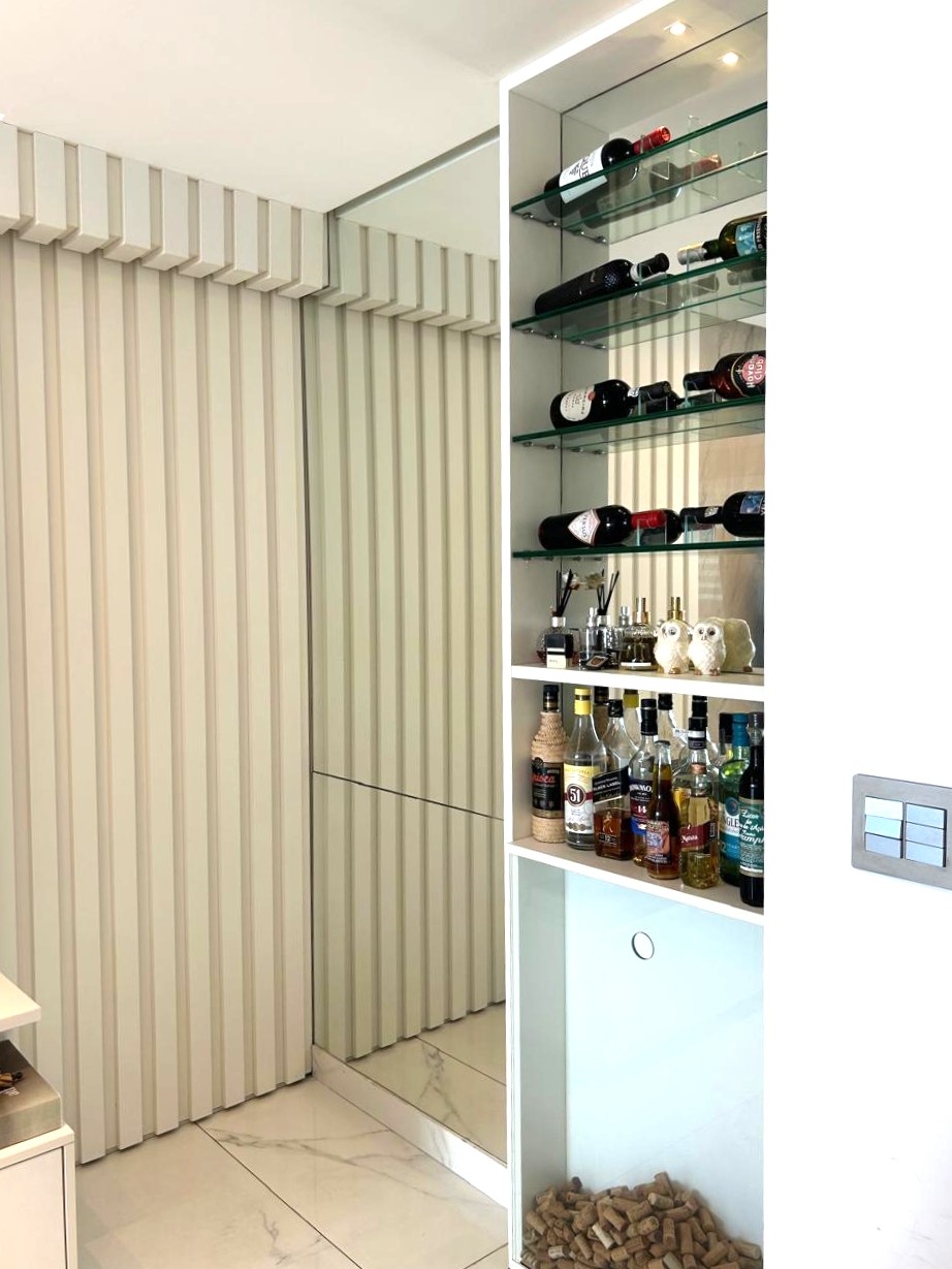 Apartamento À Venda 103m² próximo ao mar em Boa Viagem