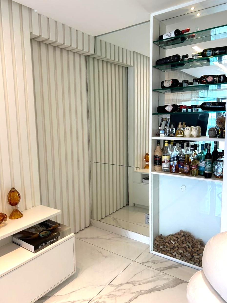 Apartamento À Venda 103m² próximo ao mar em Boa Viagem