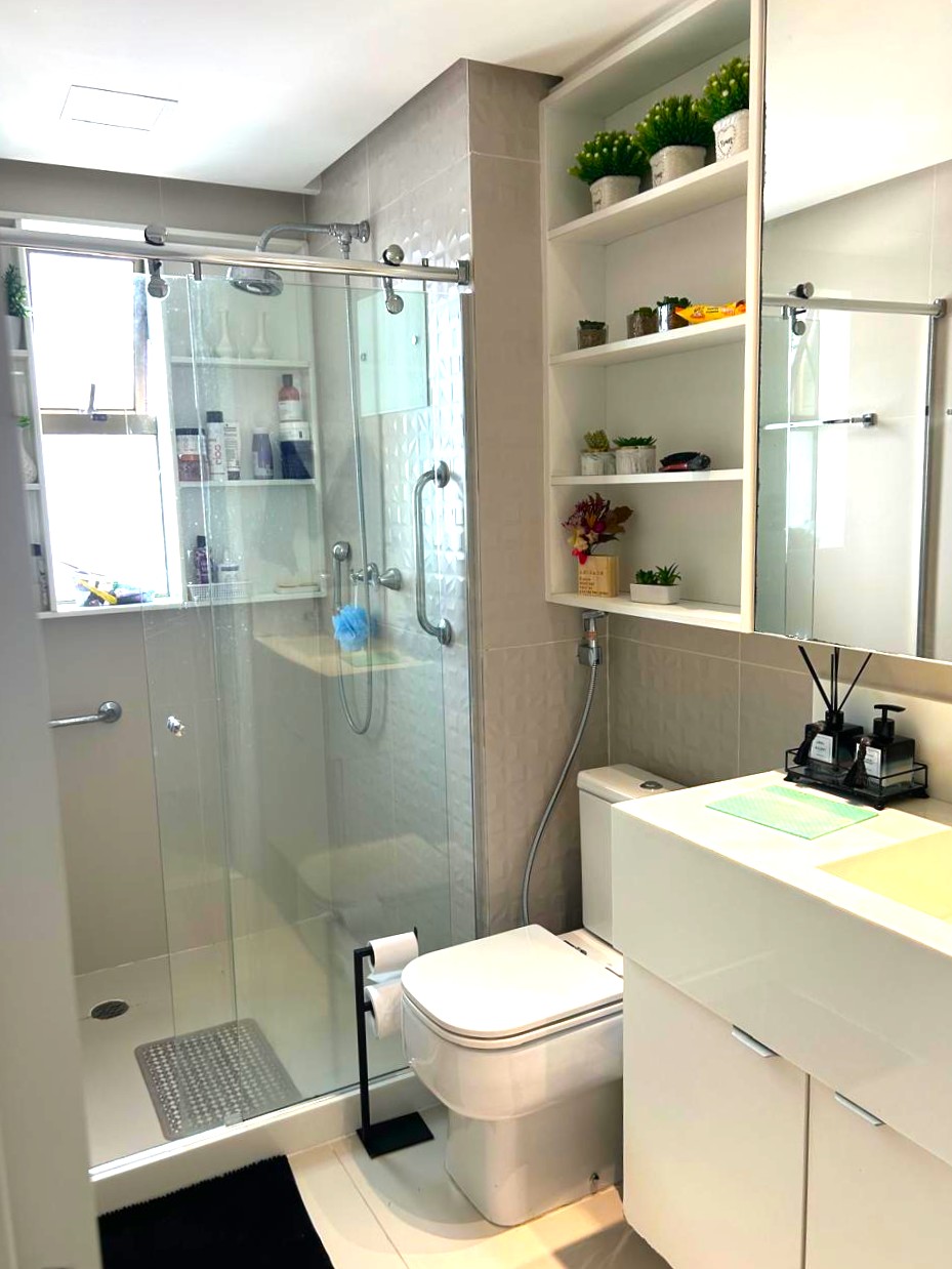 Apartamento À Venda 103m² próximo ao mar em Boa Viagem