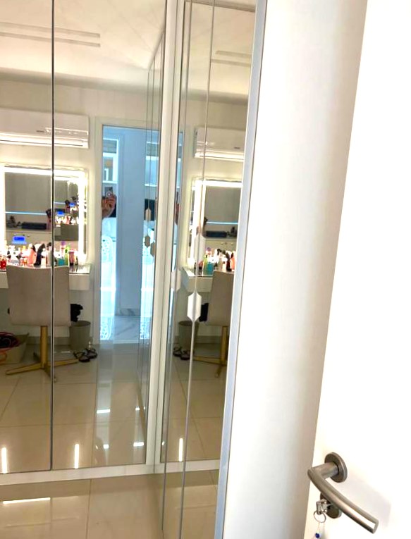 Apartamento À Venda 103m² próximo ao mar em Boa Viagem