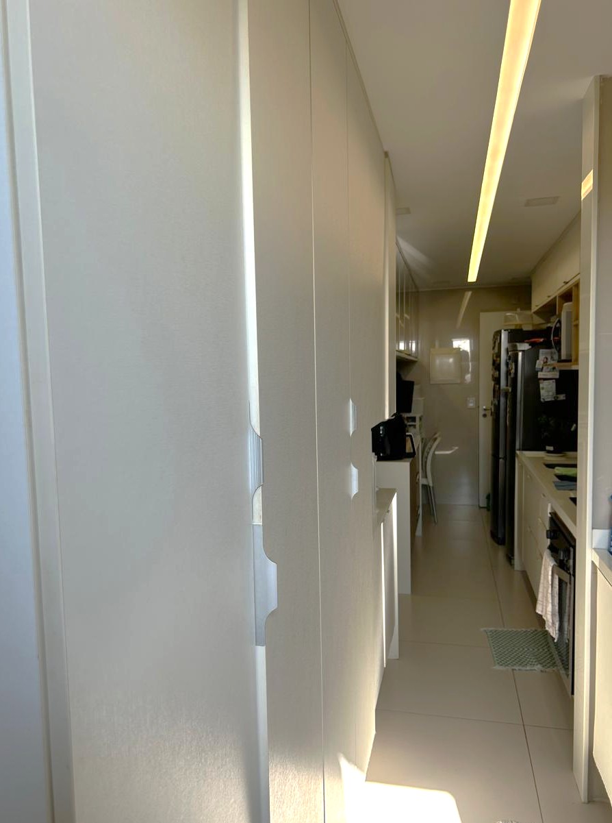 Apartamento À Venda 103m² próximo ao mar em Boa Viagem
