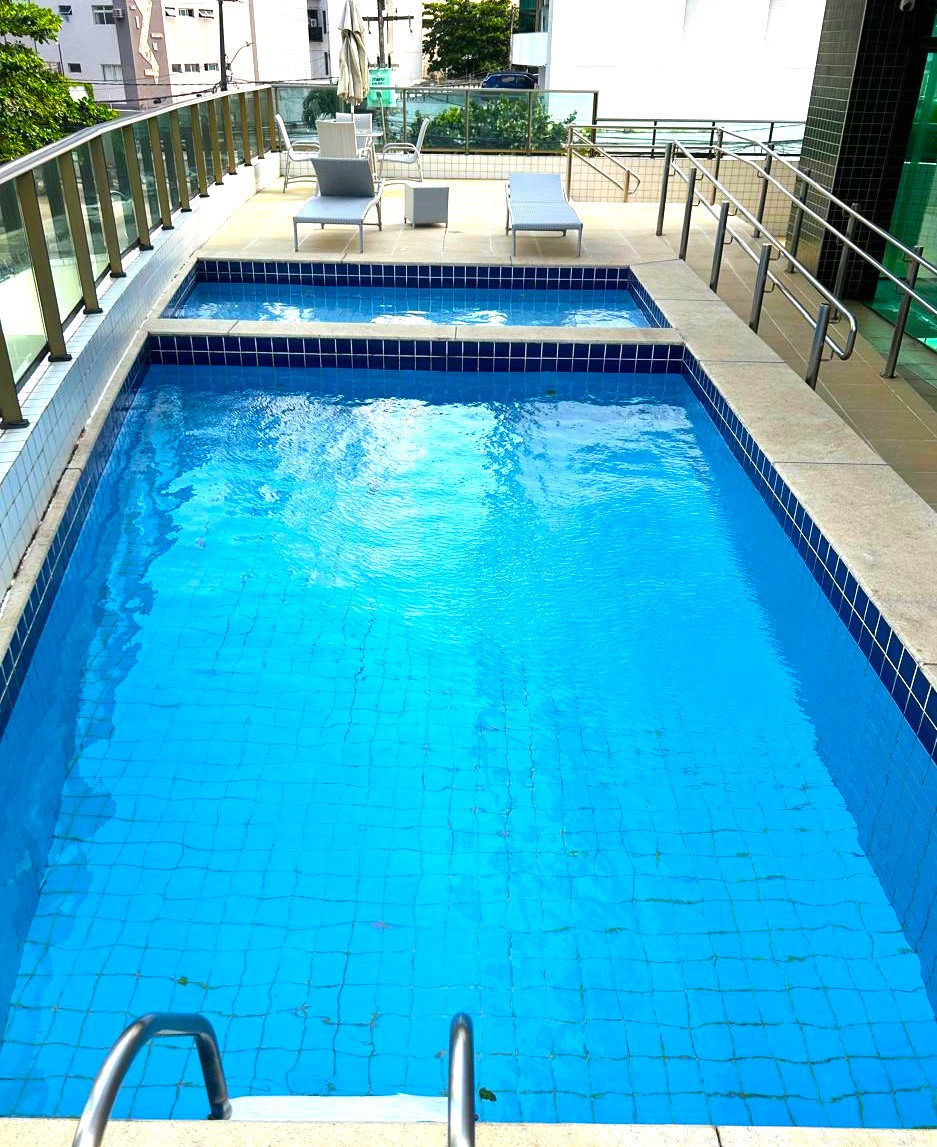 Apartamento À Venda 103m² próximo ao mar em Boa Viagem