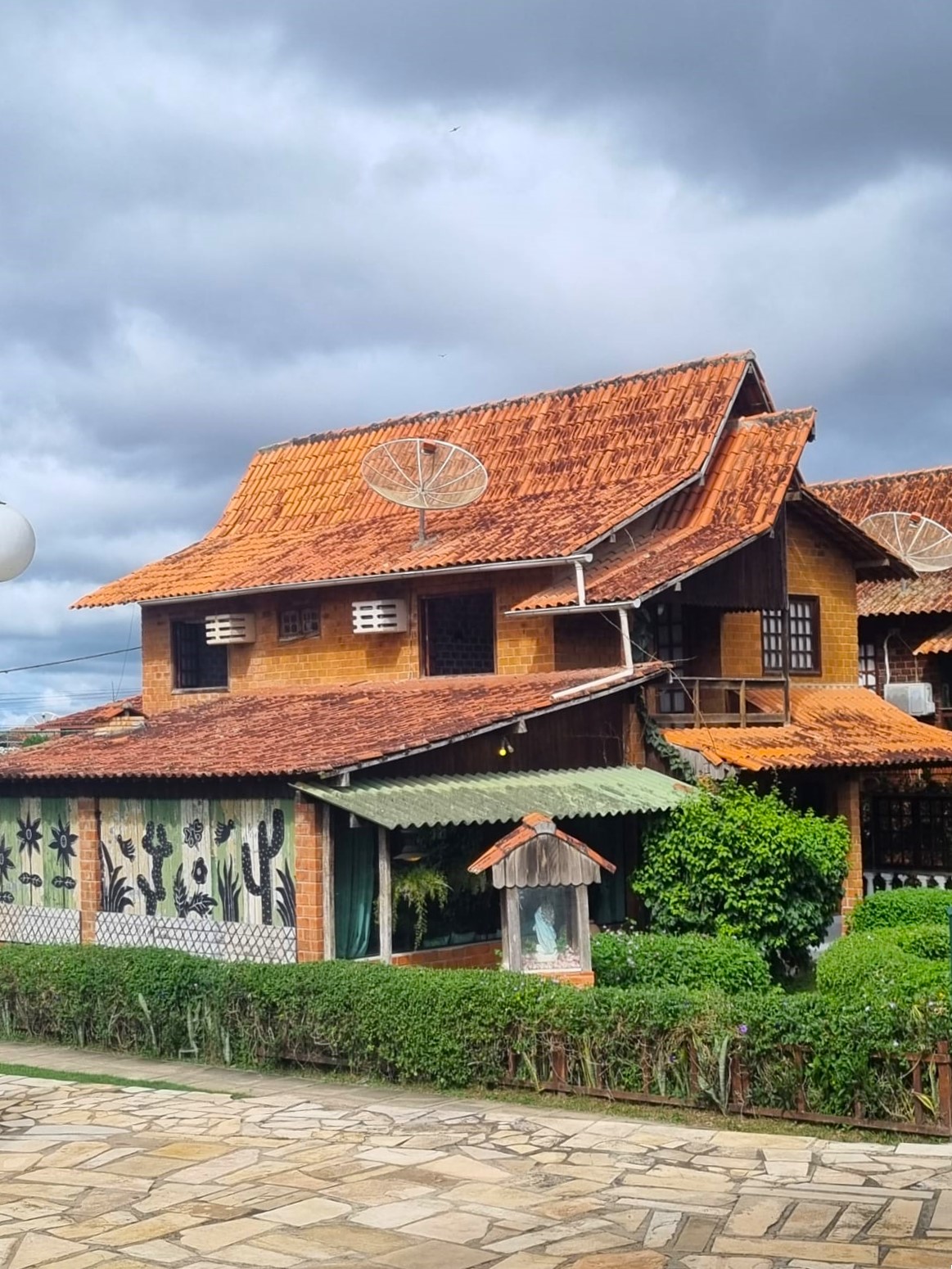 Casa  à Venda em Condomínio em Gravatá/PE - 200 m² - 5 Quartos
