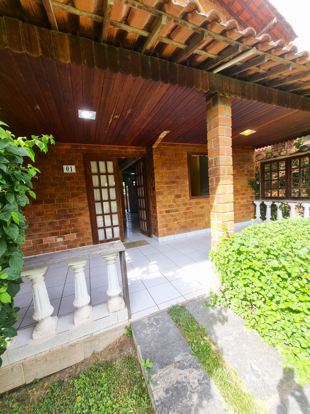 Casa  à Venda em Condomínio em Gravatá/PE - 200 m² - 5 Quartos