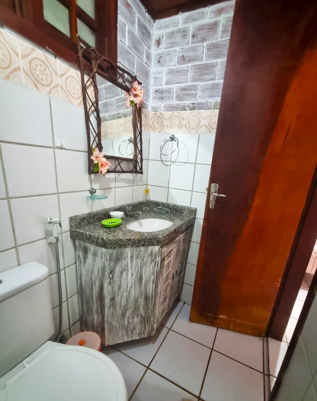 Casa  à Venda em Condomínio em Gravatá/PE - 200 m² - 5 Quartos