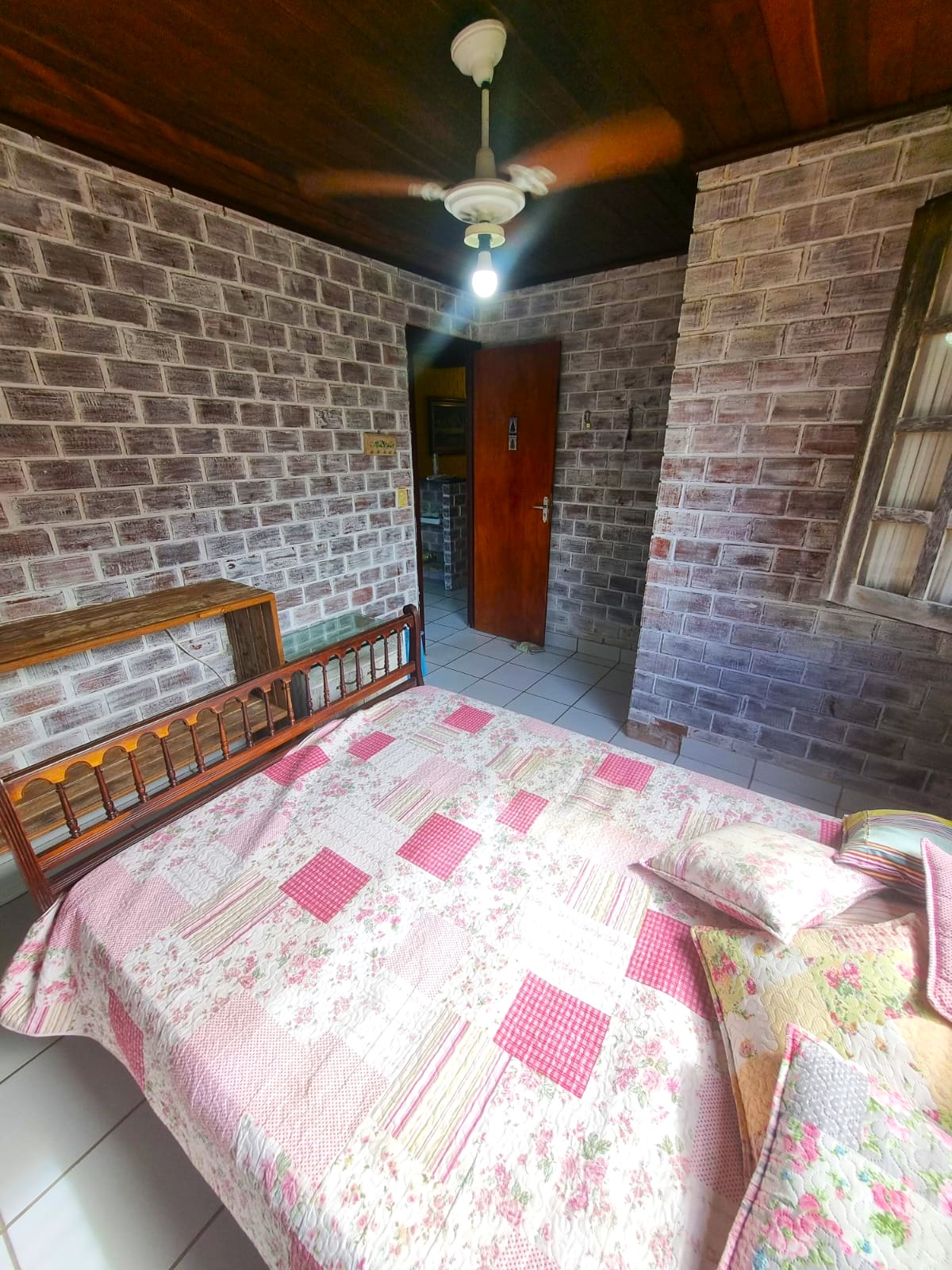 Casa  à Venda em Condomínio em Gravatá/PE - 200 m² - 5 Quartos