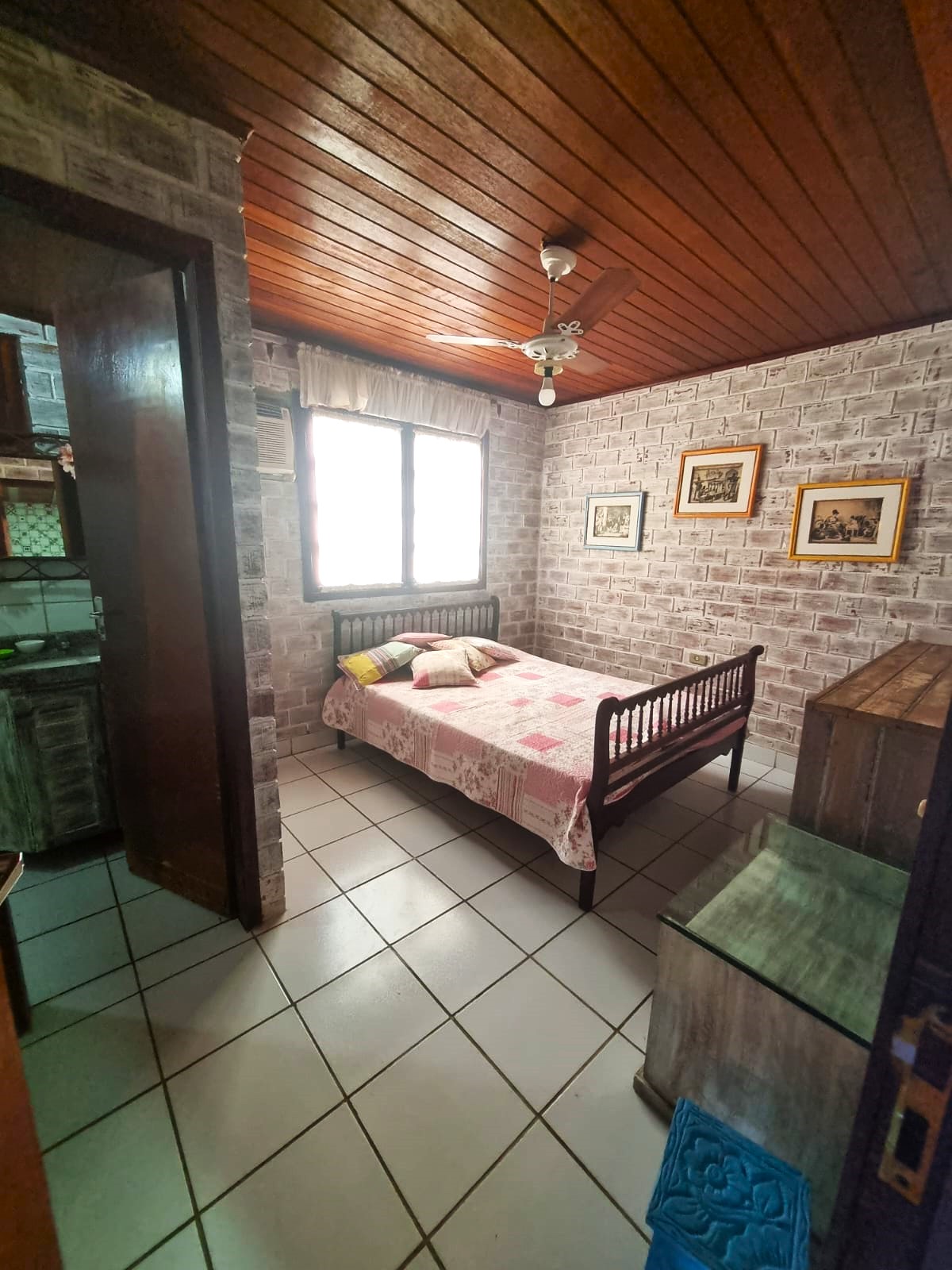 Casa  à Venda em Condomínio em Gravatá/PE - 200 m² - 5 Quartos