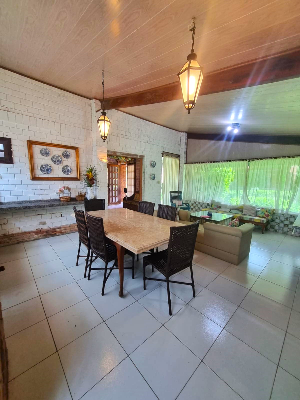 Casa  à Venda em Condomínio em Gravatá/PE - 200 m² - 5 Quartos