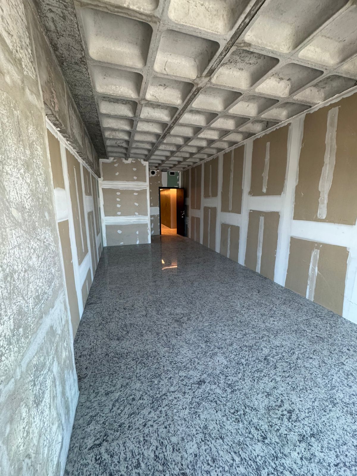 Sala Comercial 32.55m² Locação Empresarial Grand Tower Shopping
