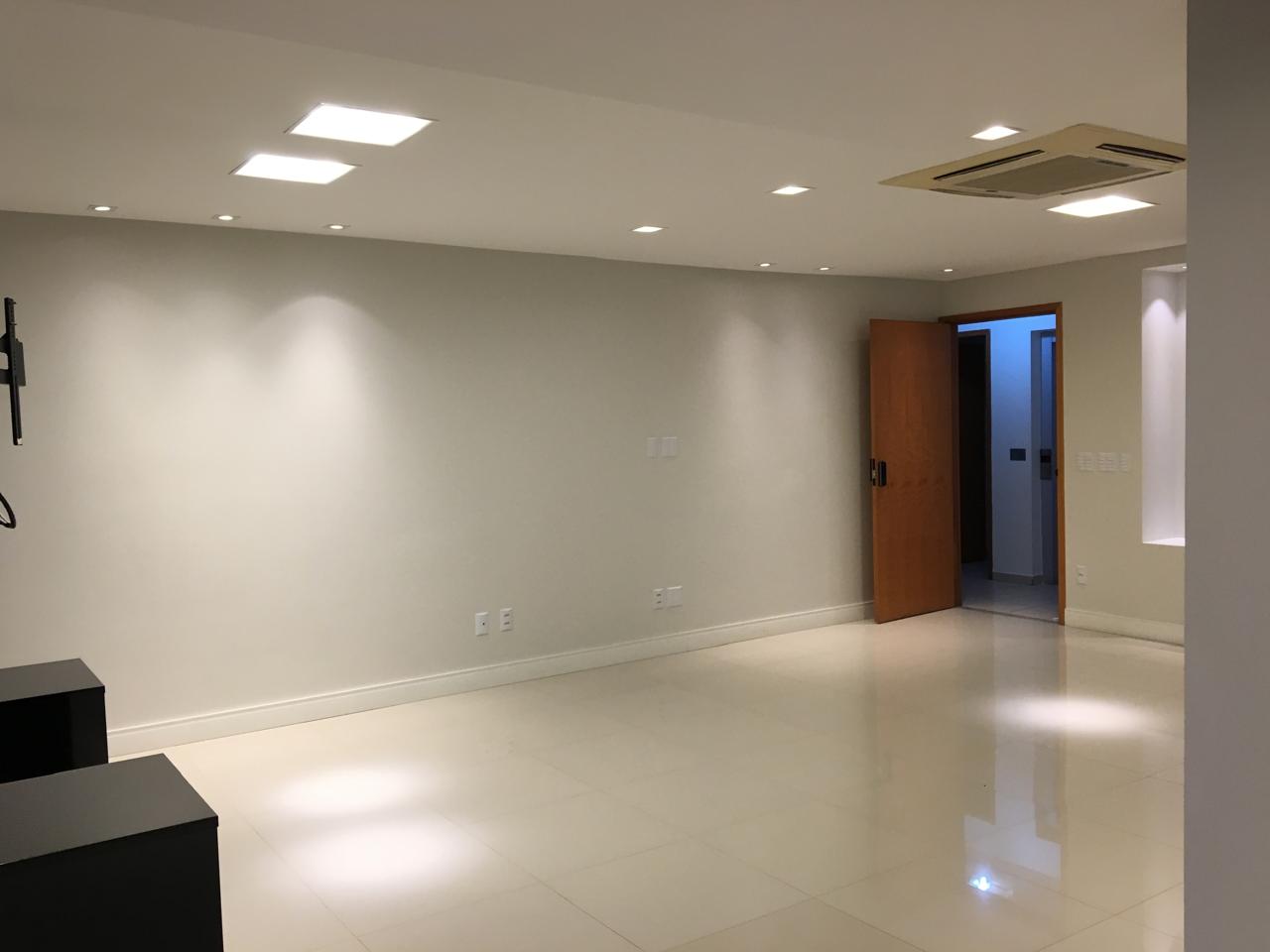Apartamento Locação 103 m² - Boa Viagem próximo ao mar