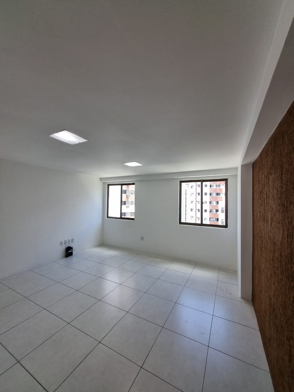 Apartamento Venda - 58 m² - 2 Suítes - Setúbal