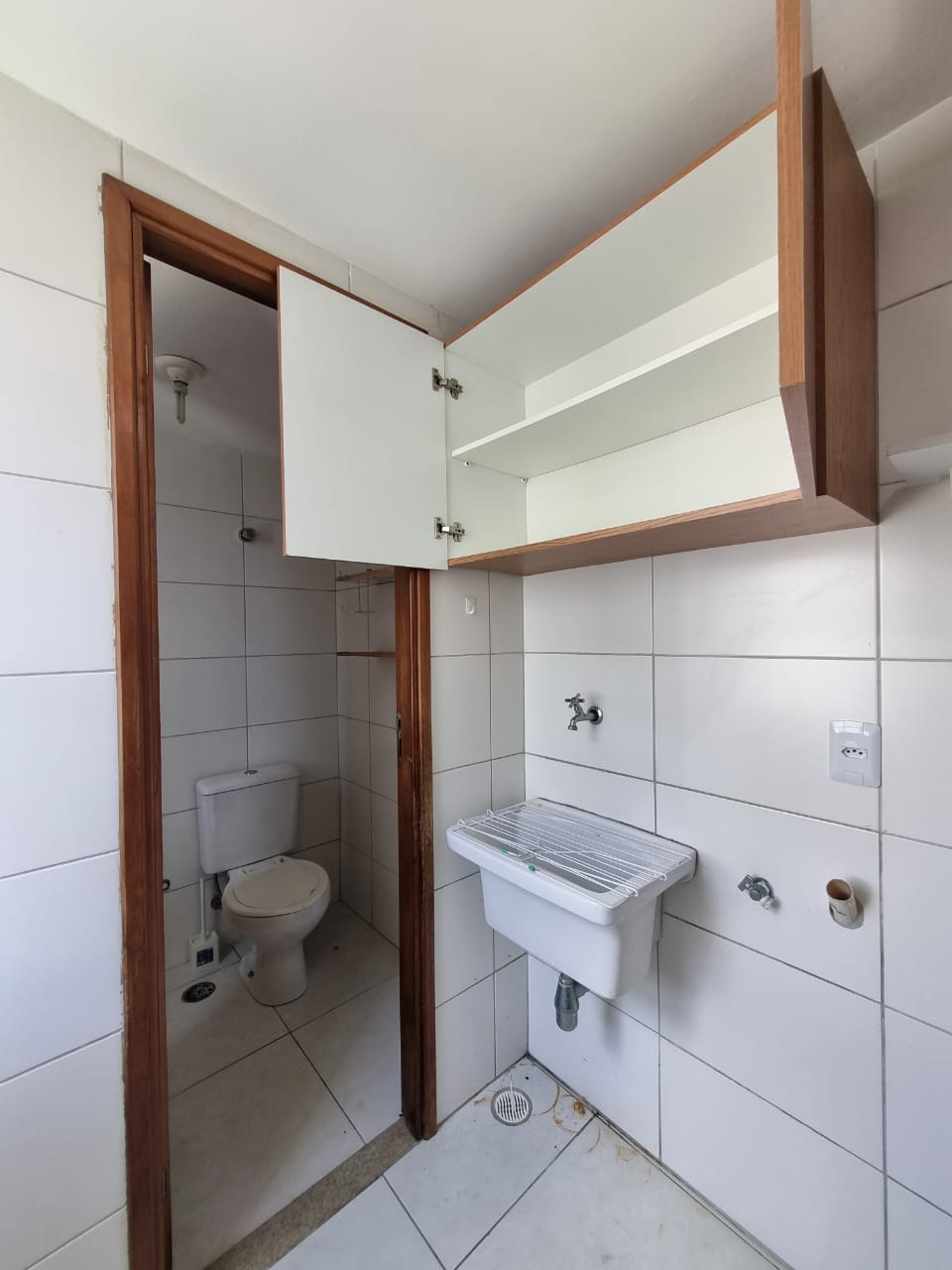 Apartamento Venda - 58 m² - 2 Suítes - Setúbal