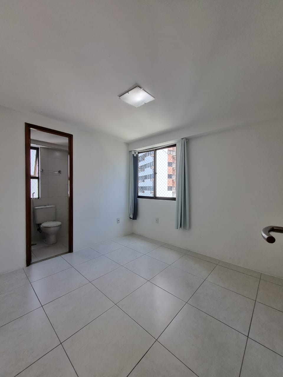 Apartamento Venda - 58 m² - 2 Suítes - Setúbal