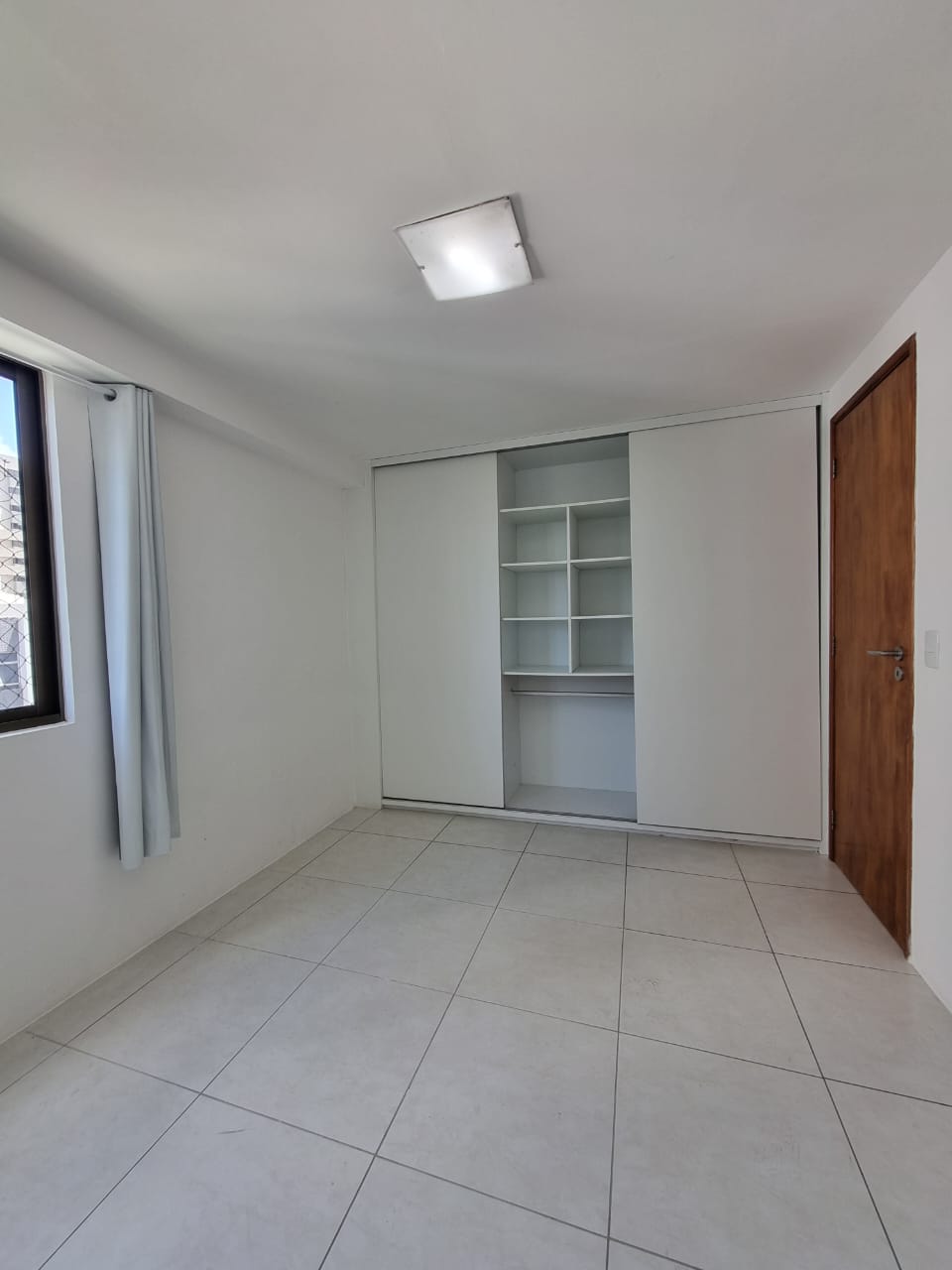 Apartamento Venda - 58 m² - 2 Suítes - Setúbal