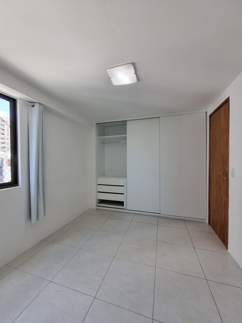 Apartamento Venda - 58 m² - 2 Suítes - Setúbal