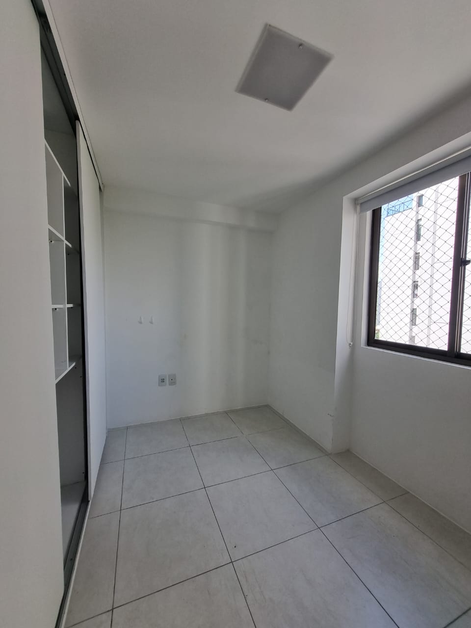 Apartamento Venda - 58 m² - 2 Suítes - Setúbal