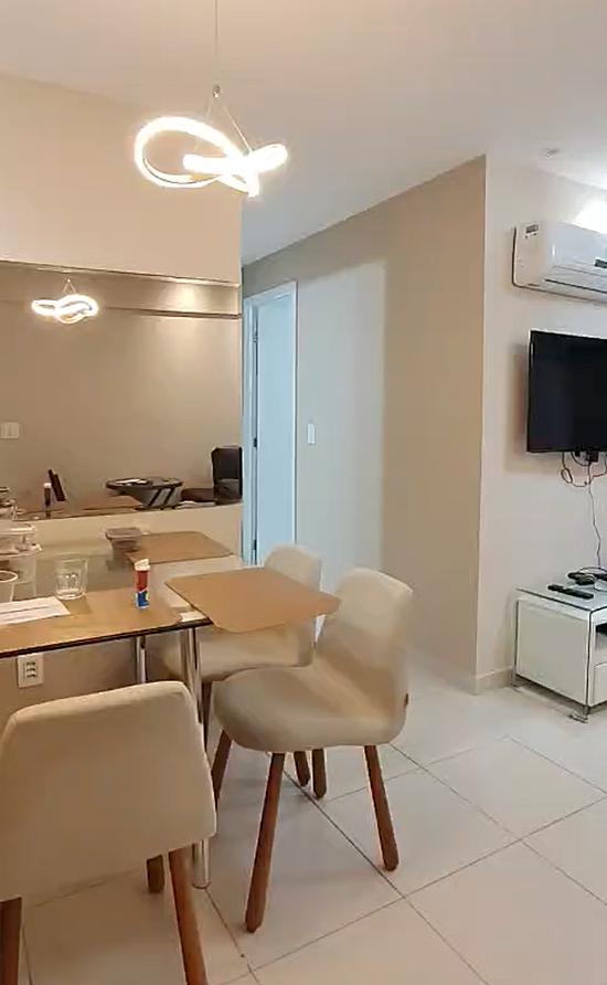 Flat com varanda - 1 Suíte - Mobiliado - Locação 35 m² - Boa Viagem